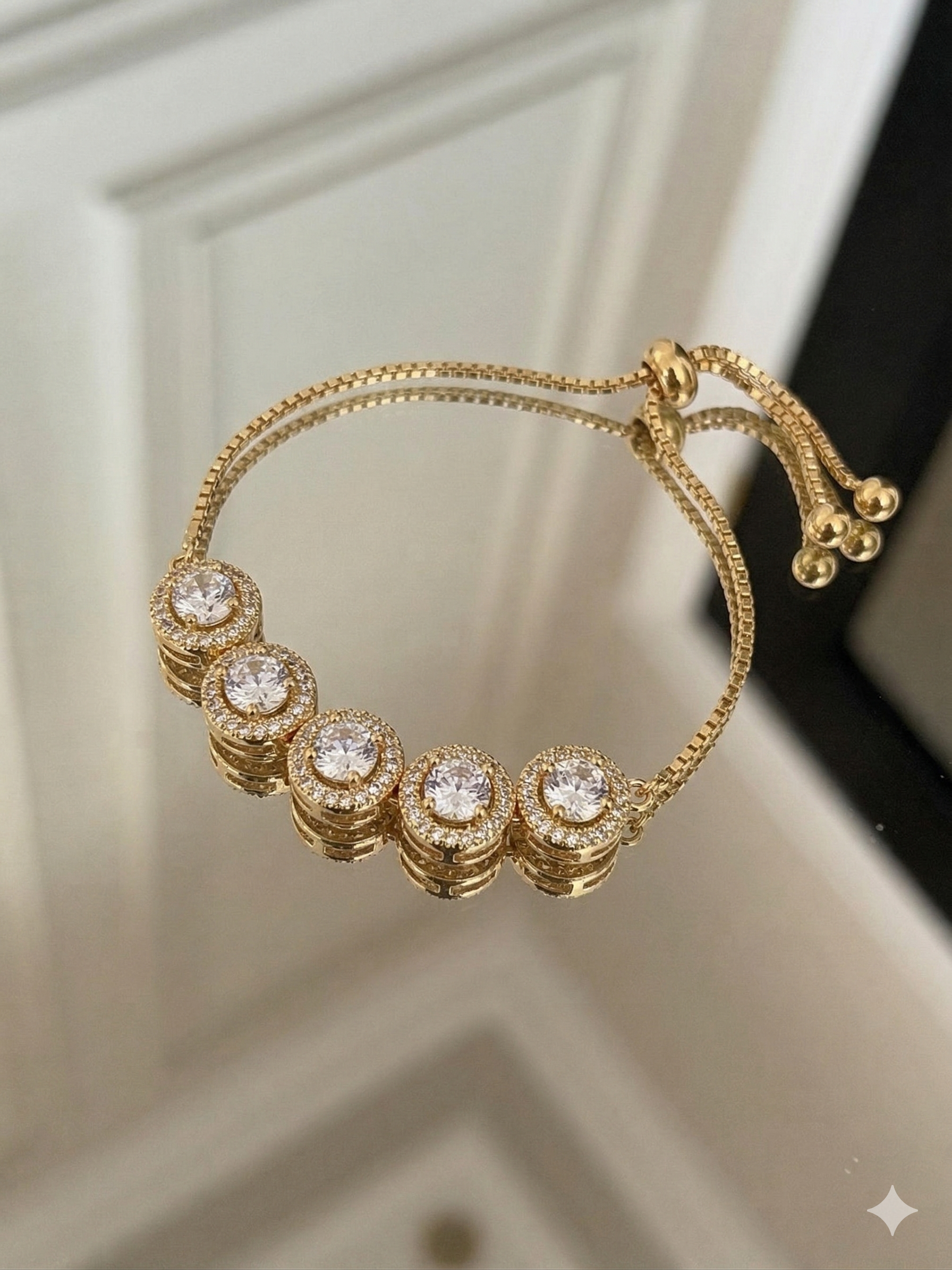 Dazzle Stone Adjustable Bracelet