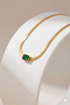 Emerald Aura Luxe Pendant Chain